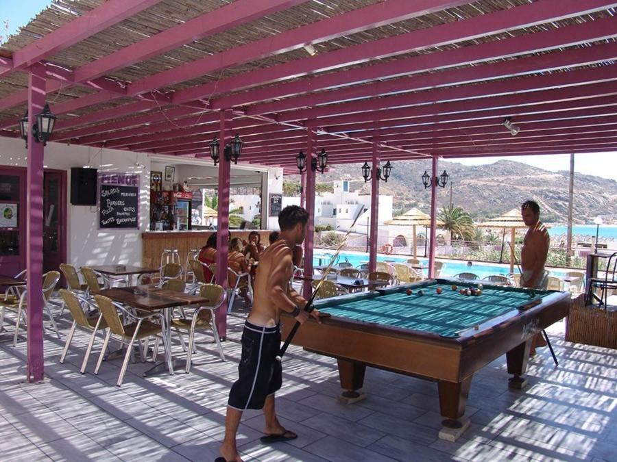 Purple Pig Stars Camping & Bungalows Mylopotas Dış mekan fotoğraf